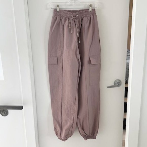 NWT | Missguided | Cargo Tracksuit Pants | Size 4 | Lavender - Picture 4 of 6